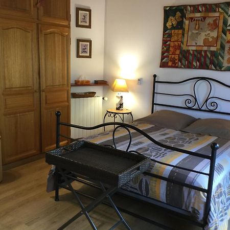 Mas Soleil Et Vignes Bed & Breakfast Saint-Hippolyte  Dış mekan fotoğraf