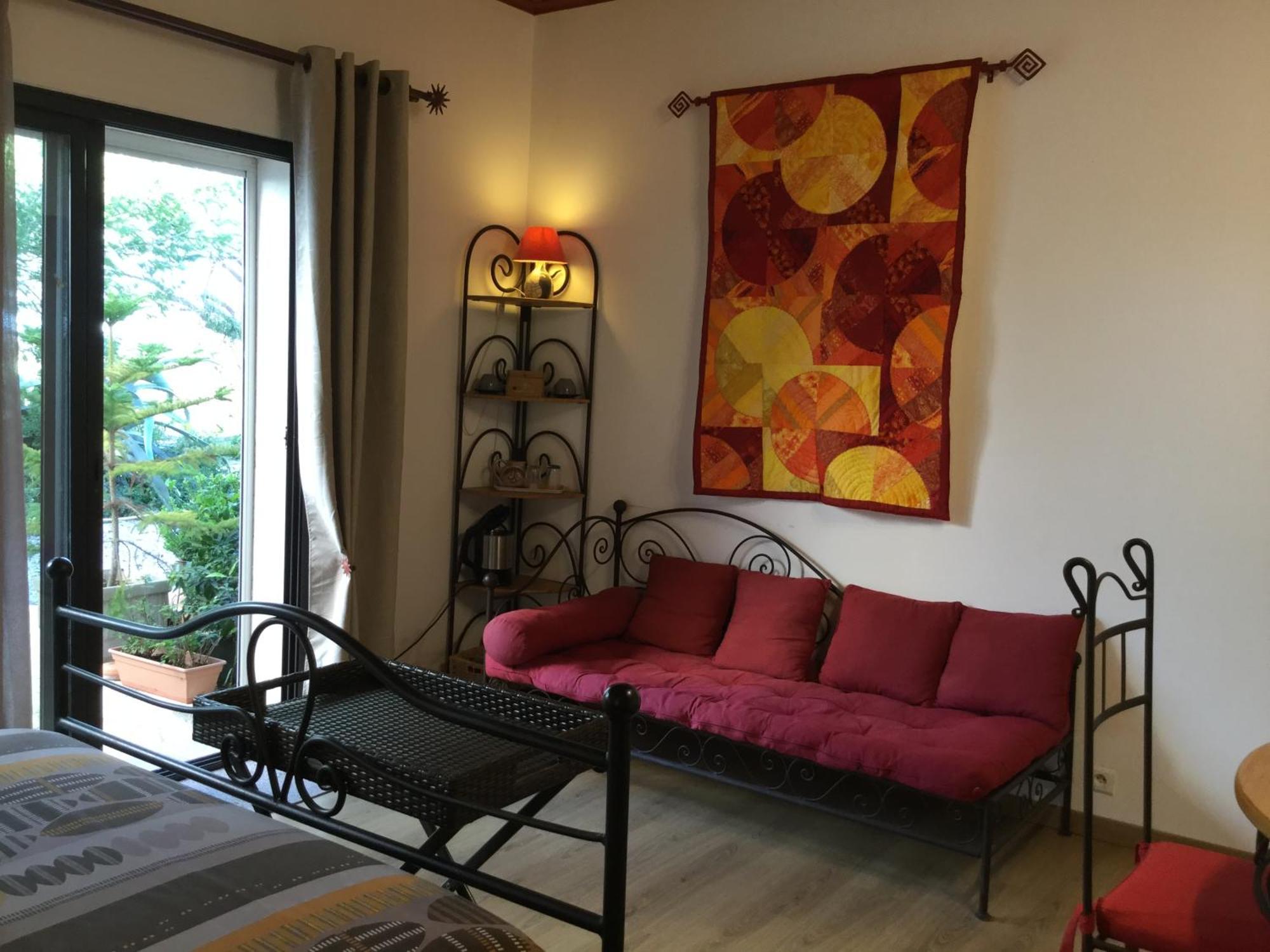 Mas Soleil Et Vignes Bed & Breakfast Saint-Hippolyte  Dış mekan fotoğraf