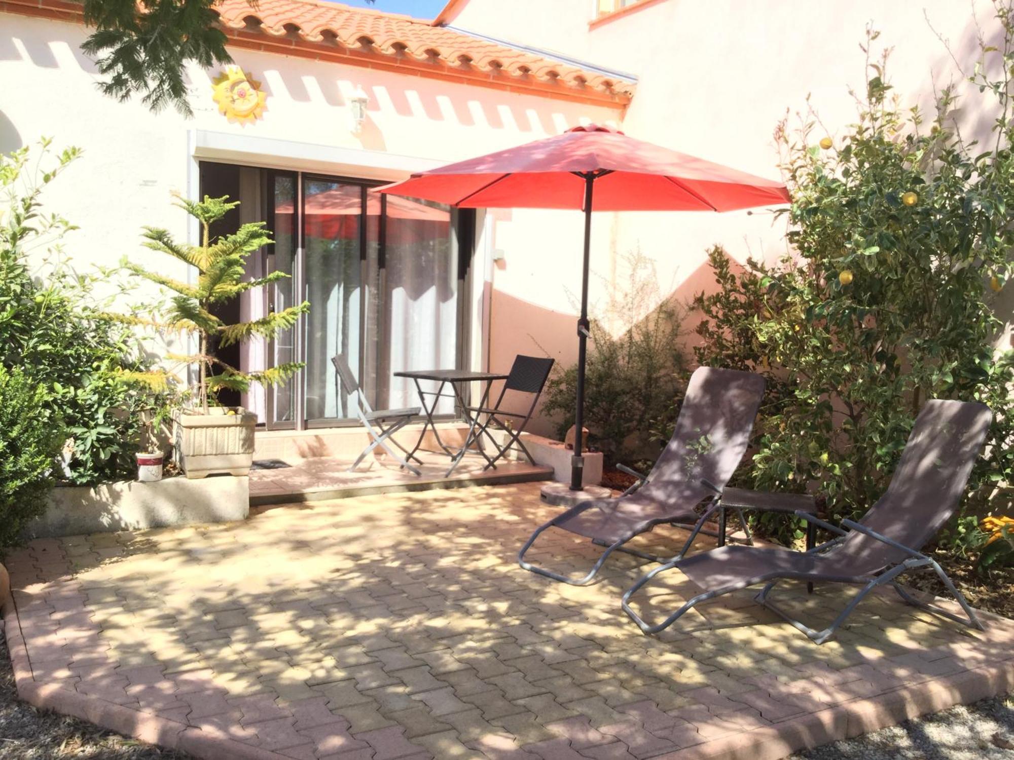 Mas Soleil Et Vignes Bed & Breakfast Saint-Hippolyte  Dış mekan fotoğraf